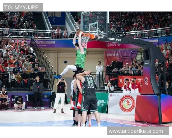 上海篮球队配合默契创新高引领全国篮球新潮流 上海篮球队配合默契创新高引领全国篮球新潮流